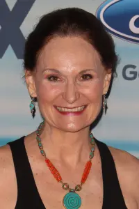 Фото Бет Грант (Beth Grant)