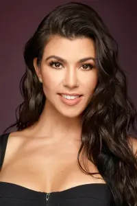 Фото  (Kourtney Kardashian Barker)