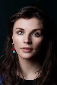 Фото Ейслінг Беа (Aisling Bea)