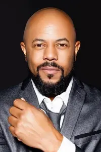 Фото Рокмонд Данбар (Rockmond Dunbar)