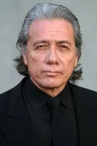 Фото Едвард Джеймс Олмос (Edward James Olmos)