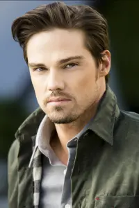 Фото  (Jay Ryan)