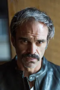 Фото Стівен Огг (Steven Ogg)