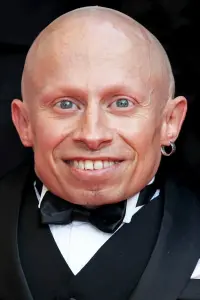 Фото Верн Тройєр (Verne Troyer)