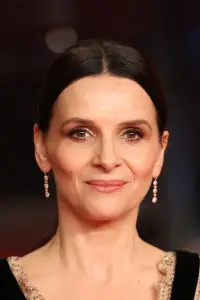 Фото Жульєт Бінош (Juliette Binoche)