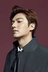 Фото  (Lee Min-ho)