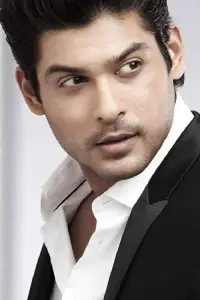 Фото  (Sidharth Shukla)