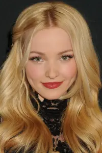 Фото Голуб Камерон (Dove Cameron)