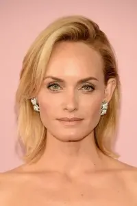 Фото Амбер Валетта (Amber Valletta)