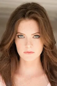 Фото  (Meghann Fahy)