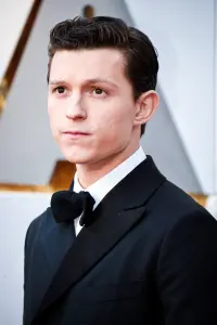 Фото Том Голланд (Tom Holland)