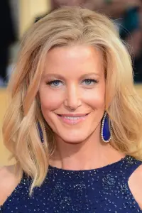 Фото Анна Ганн (Anna Gunn)