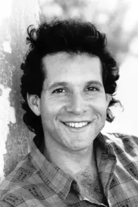 Фото Стів Гуттенберг (Steve Guttenberg)