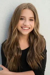 Фото  (Mackenzie Ziegler)