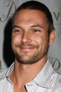 Фото  (Kevin Federline)