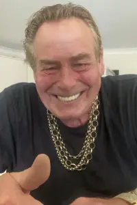 Фото  (Bobby George)