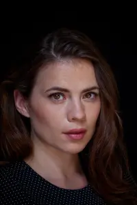 Фото Хейлі Етвелл (Hayley Atwell)