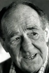 Фото Майкл Гордерн (Michael Hordern)