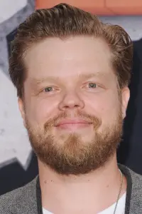 Фото Елден Хенсон (Elden Henson)