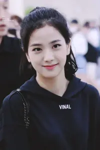 Фото Кім Джісу (Kim Jisoo)