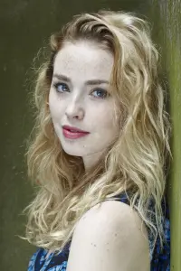 Фото Фрейя Мавор (Freya Mavor)