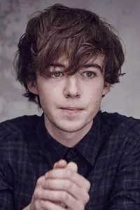 Фото Алекс Лотер (Alex Lawther)