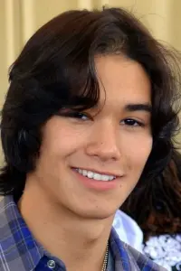 Фото Бубу Стюарт (Booboo Stewart)