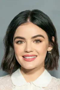 Фото Люсі Хейл (Lucy Hale)