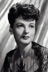 Фото Рут Хассі (Ruth Hussey)