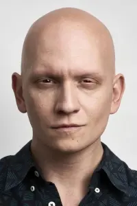 Фото Ентоні Карріган (Anthony Carrigan)