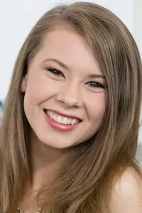 Фото Бінді Ірвін (Bindi Irwin)