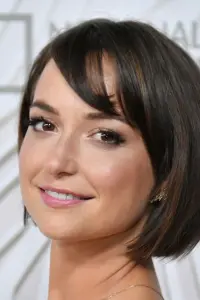 Фото Мілана Вайнтруб (Milana Vayntrub)