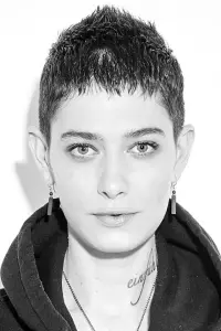 Фото Азія Кейт Діллон (Asia Kate Dillon)