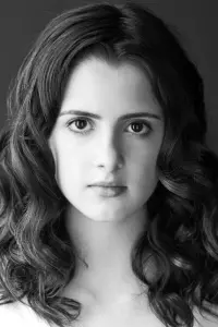 Фото Лаура Марано (Laura Marano)