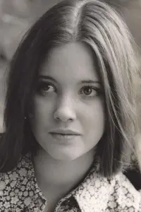 Фото Лінн Фредерік (Lynne Frederick)