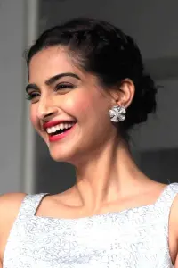 Фото Сонам Капур Ахуджа (Sonam Kapoor Ahuja)