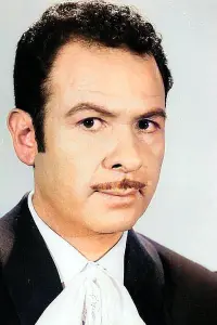 Фото  (Antonio Aguilar)