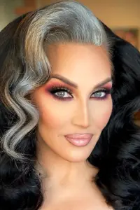 Фото  (Michelle Visage)