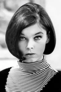 Фото Івонн Крейг (Yvonne Craig)