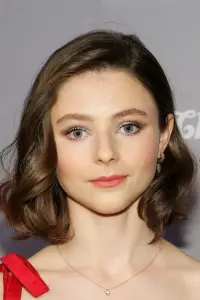 Фото Томасін Маккензі (Thomasin McKenzie)