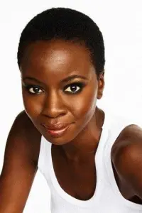 Фото Данай Гуріра (Danai Gurira)