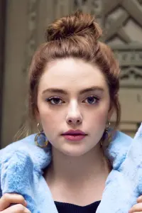 Фото  (Danielle Rose Russell)