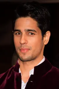 Фото Сідхарт Малготра (Sidharth Malhotra)