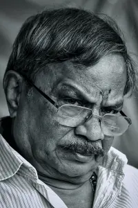 Фото  (M T Vasudevan Nair)