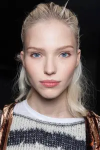 Фото  (Sasha Luss)