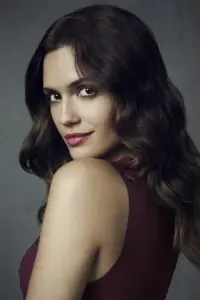 Фото Торрі Де Вітто (Torrey DeVitto)