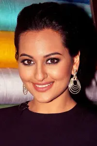 Фото  (Sonakshi Sinha)