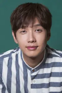 Фото  (Ji Hyun-woo)