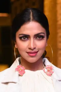 Фото  (Amala Paul)