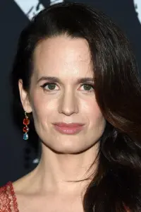 Фото Елізабет Різер (Elizabeth Reaser)